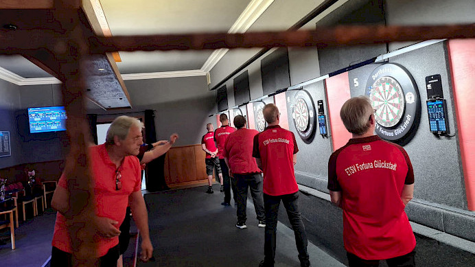 Dartbahnhof eröffnet