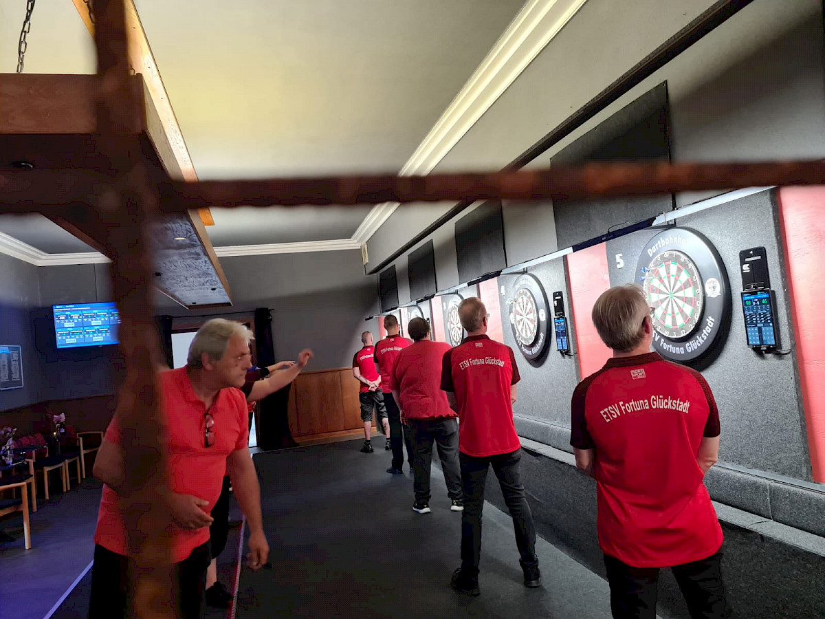 Dartbahnhof eröffnet